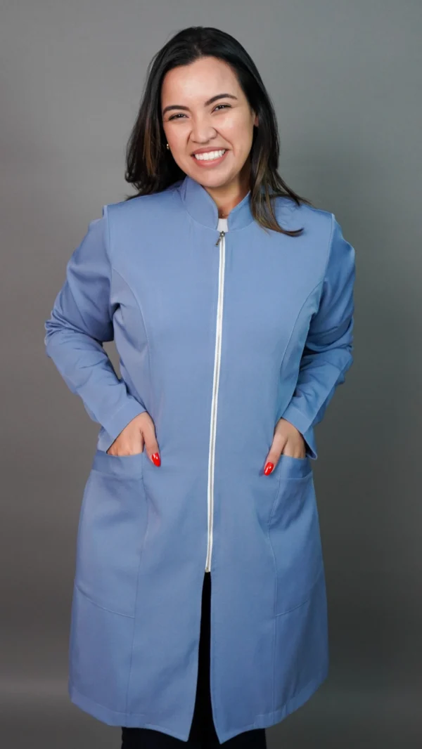 Jaleco azul claro feminino - Image 3